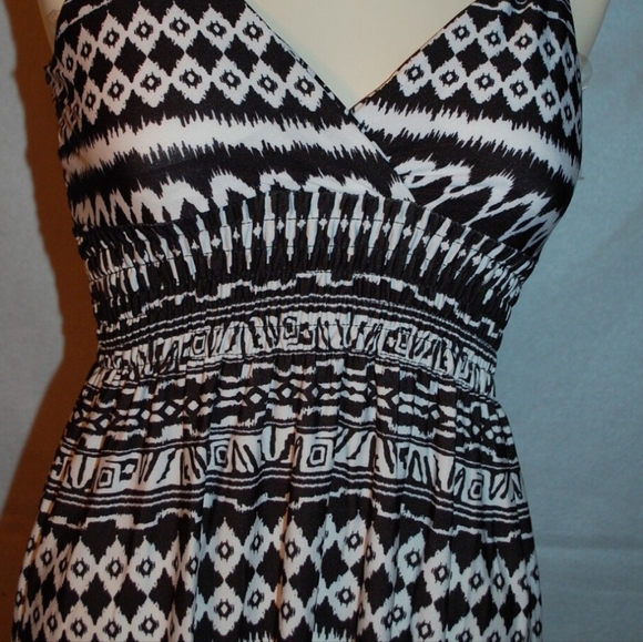 Bobbie Brooks V-Neck Aztec Polyester Dress Size XL - Picture 2 of 2